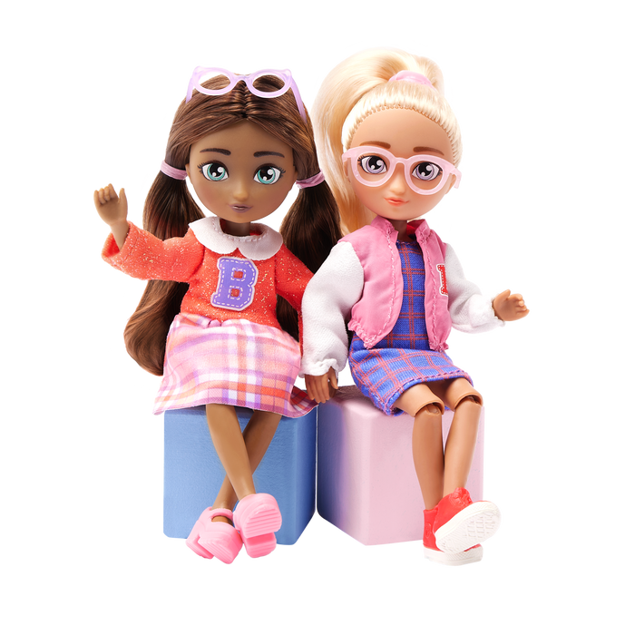 Bella & Nicole - Hey Bestie