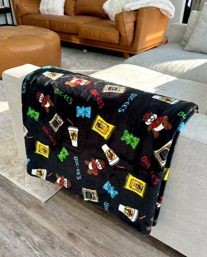 Buc-ee's Sherpa Lined Snack Blanket Throw