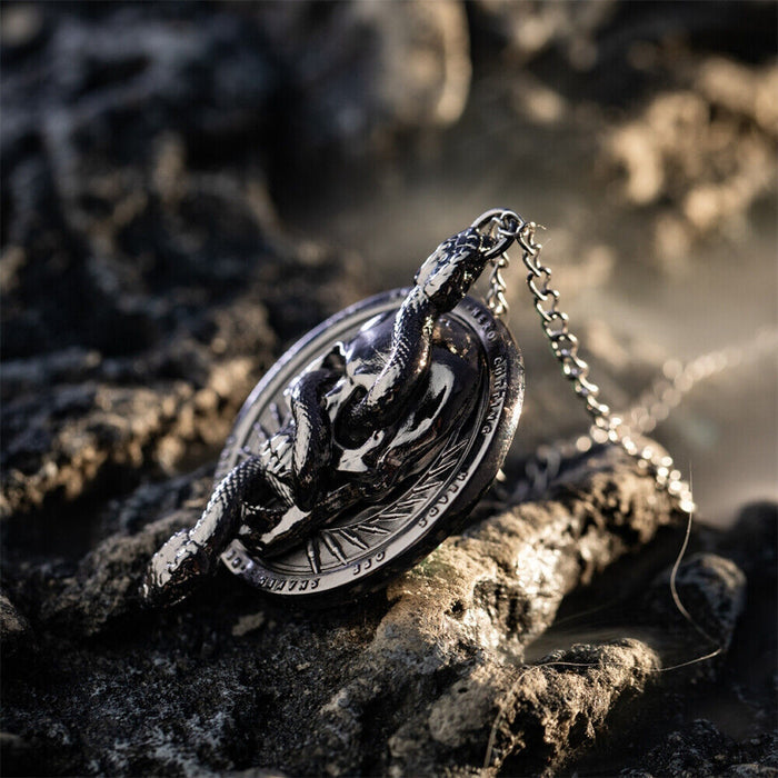Call of Duty Modern Warfare Weapon Necklace - Snakes & Skulls Pendant - Xmas Gift