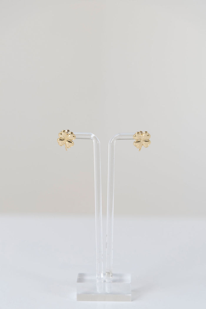 Clover Stud