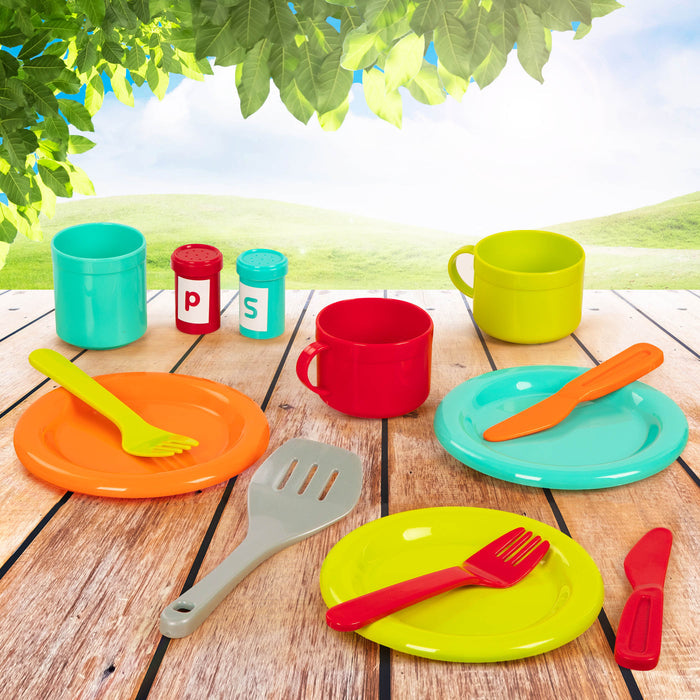 A big cooking and serving set for kids and toddlers.