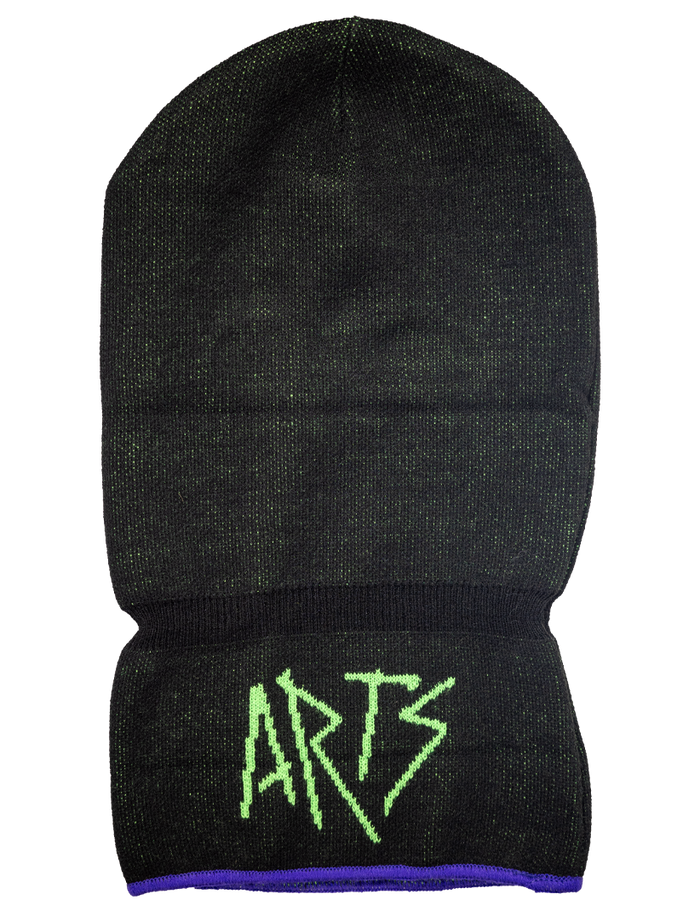 Black beanie with green 'ARTS' logo on a white background
