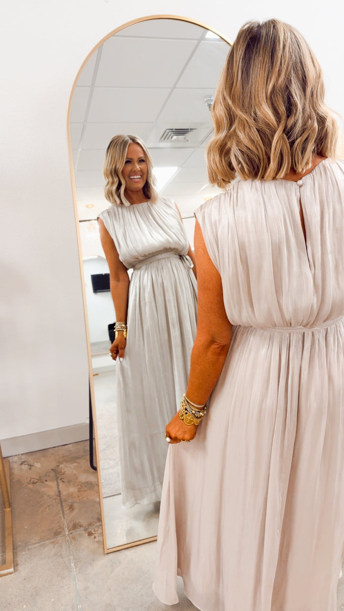 - FINAL SALE - The Simone Maxi Dress