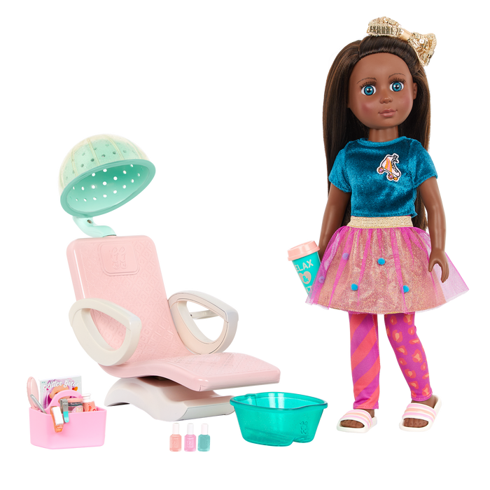 Two 14-inch dolls with salon chair and spa accessories