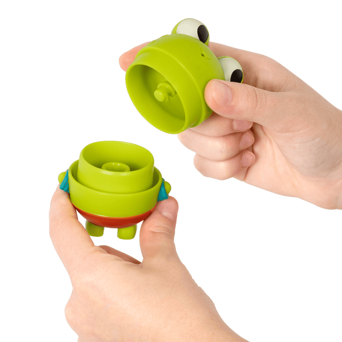 Frog squirt and light-up whale bath toys.