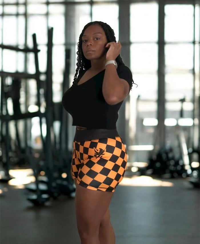 Gold black pattern short leggings