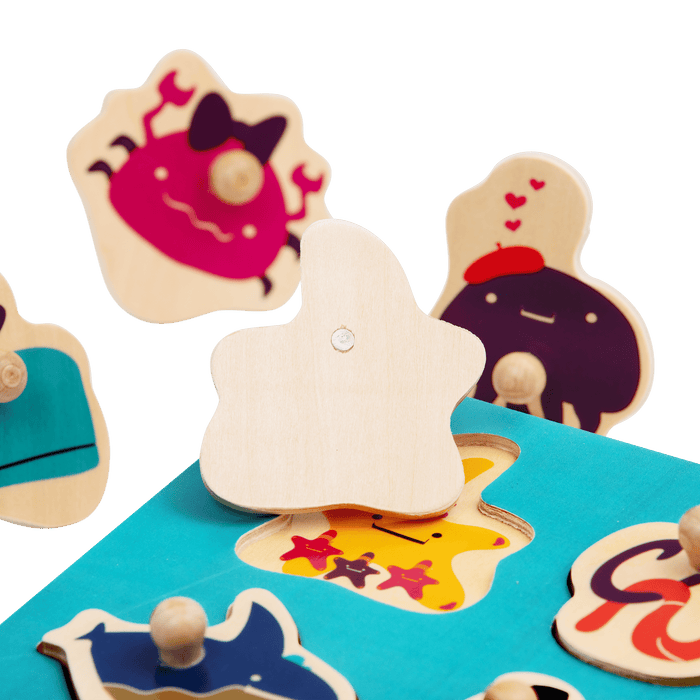 Ocean-themed wooden peg puzzle