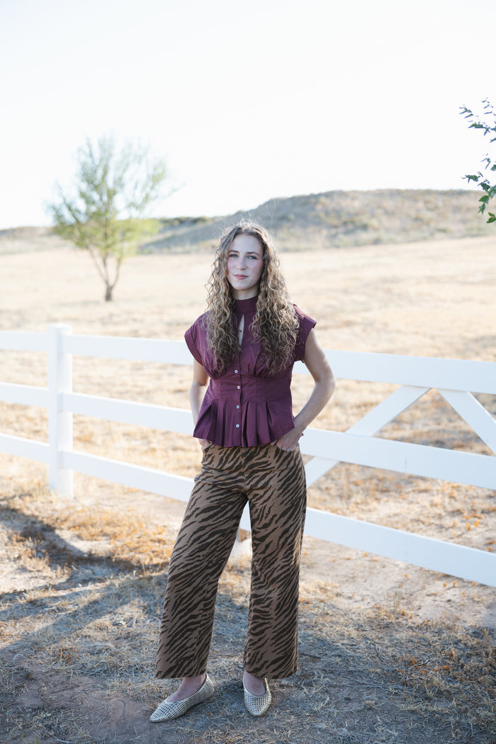 Leslie Capsleeve Pleated Blouse