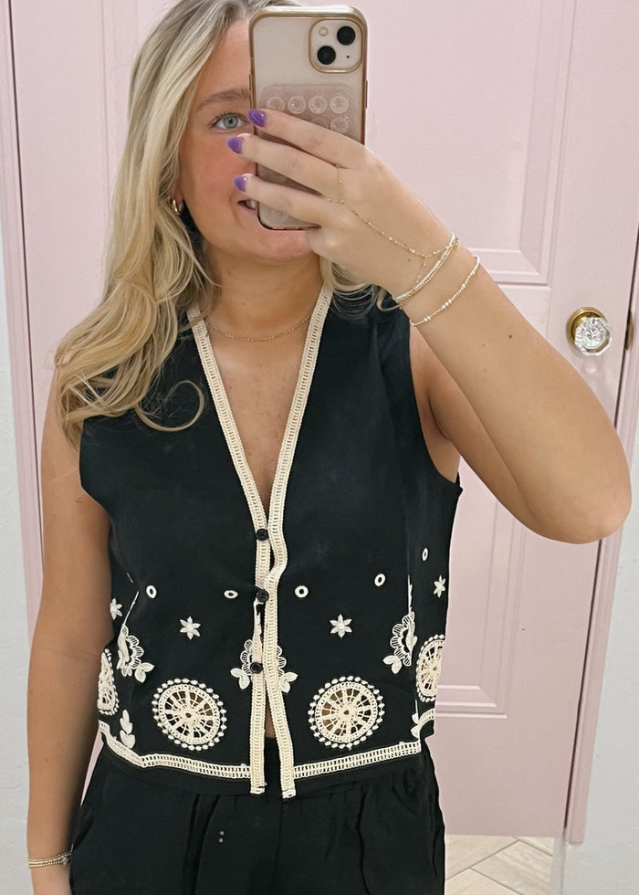 Medallion Shorts
