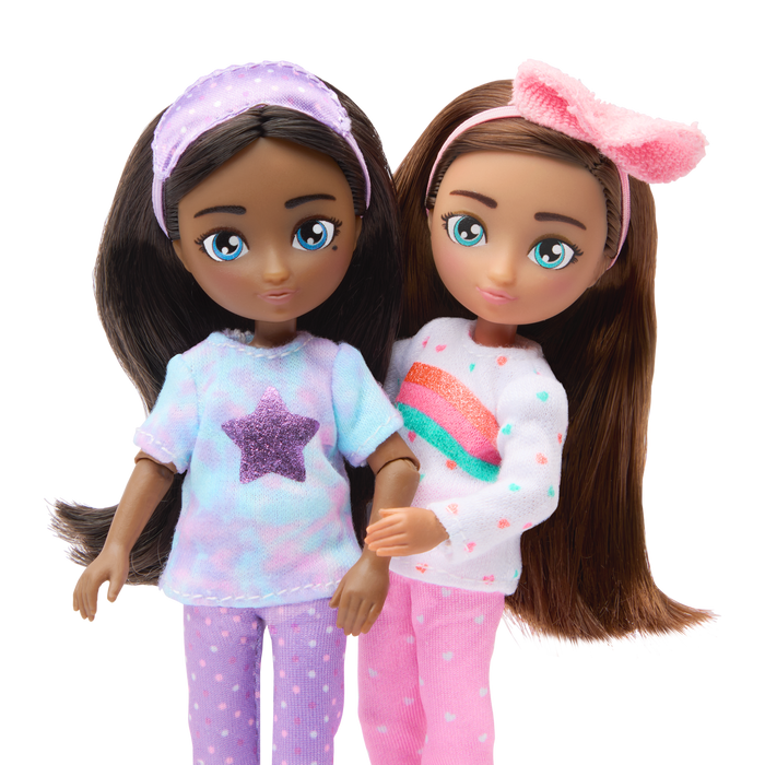 Mia & Zoe - Hey Bestie