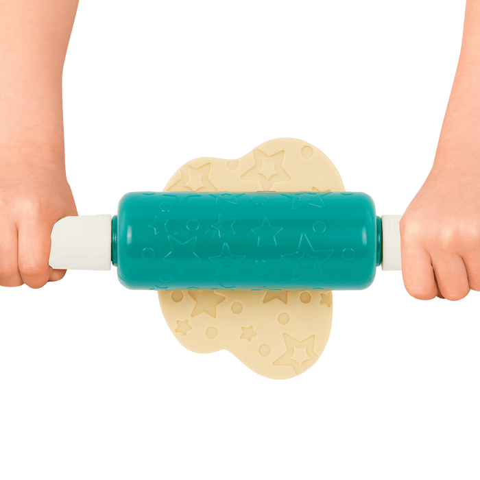 Toy baking set.