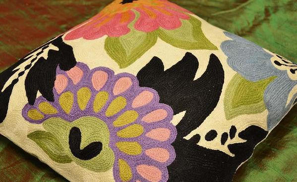 Modern Floral Design Pillow Cover I Hand Embroidered Wool 18x18" - KashmirDesigns