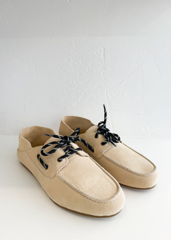 PETRA neutral boat shoe