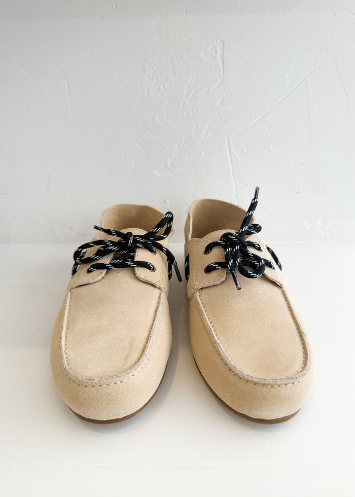 PETRA neutral boat shoe