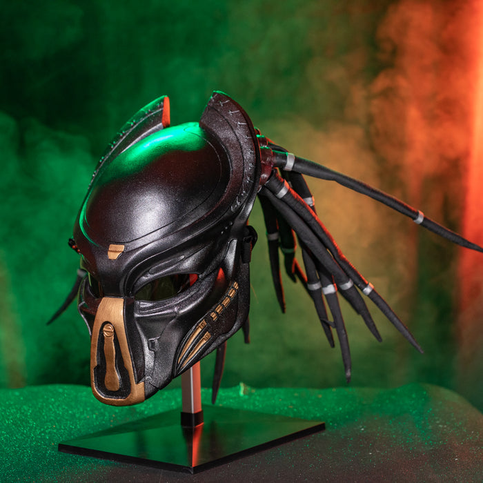 Predator Mask with Dreads - Movie Replica Prop - Adult Halloween & Cos