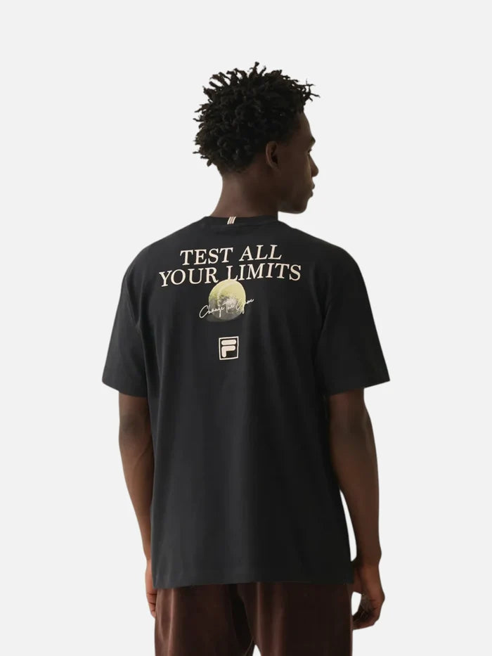 Remera Fila Comfort Graphic Sport Club Negro