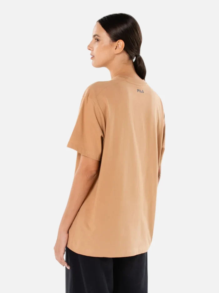 Remera Mujer Fila Vita Outline Caramelo