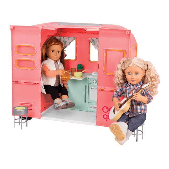 RV Seeing You Camper Pink with Noa and Coral