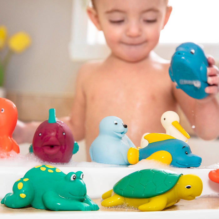 Water squirting bath toys for toddlers and kids.