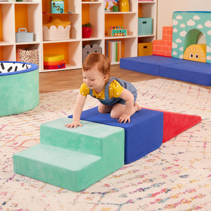Three pieces of foam shape set