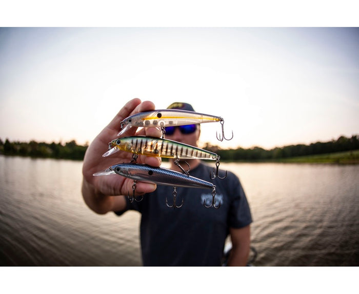 strike-king-kvd-hard-freshwater-jerkbait-200-lifestyle