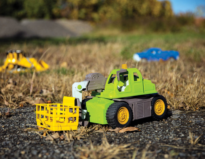 Medium Midrange Series Green toy telehandler