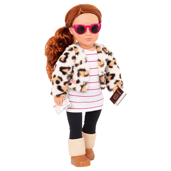 Travel outfit and accessories for 18-inch doll