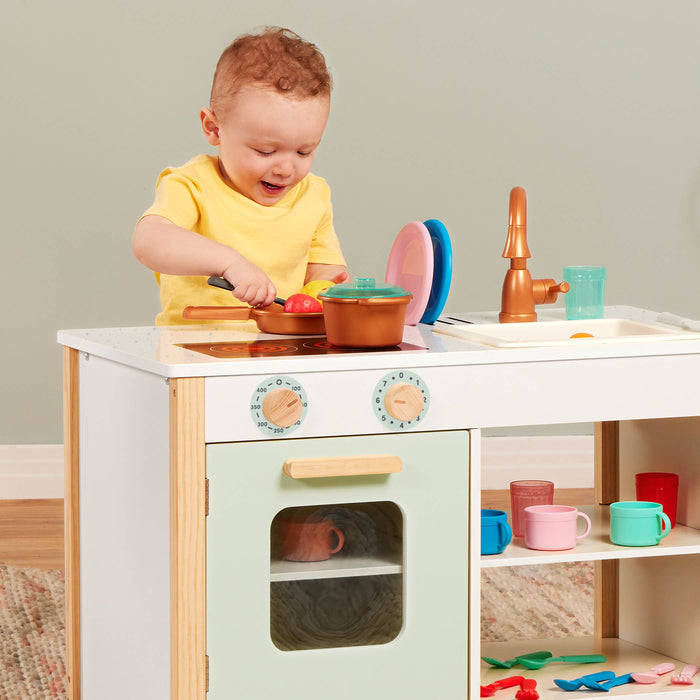 Pretend kitchen set