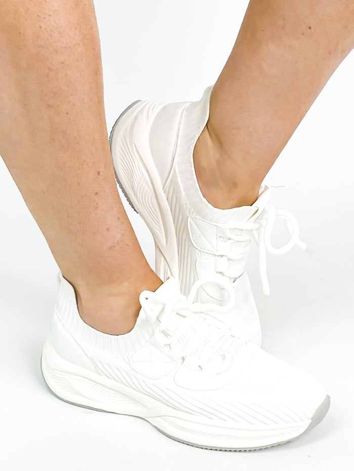 White Stride Shoes - Macoma Boutique