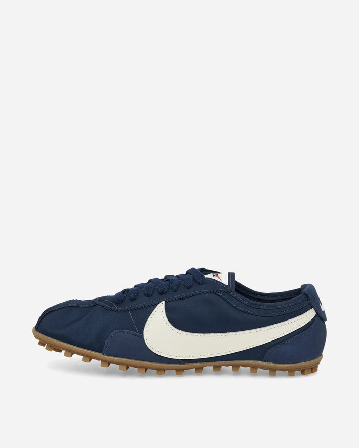 Nike Wmns Nike Moon Shoe Og Midnight Navy/Soft Pearl/Gum Sneakers Low IW0955-400