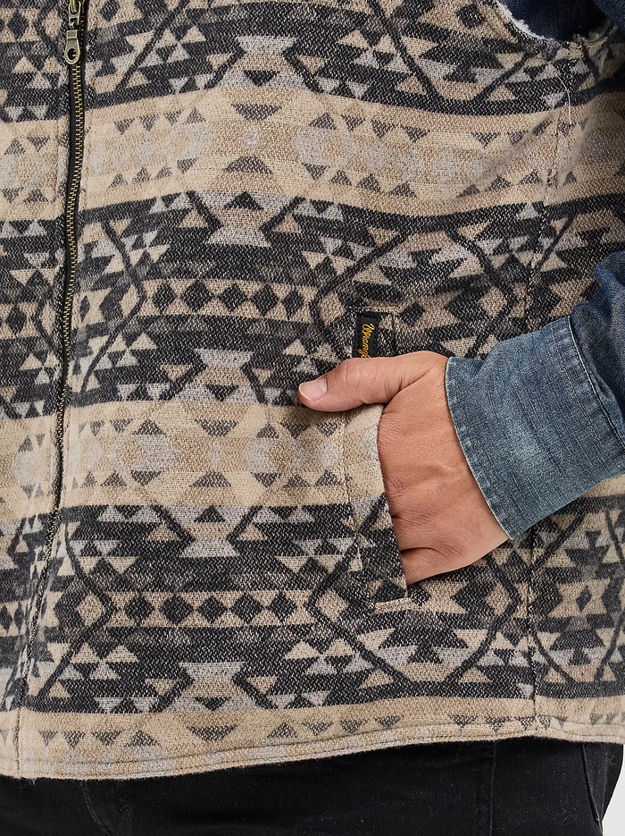 Wrangler Men's Sherpa Lined Jacquard Vest in Raven